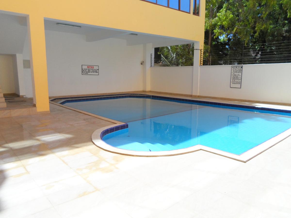 3 Bed Apartment with En Suite in Nyali Area - 13