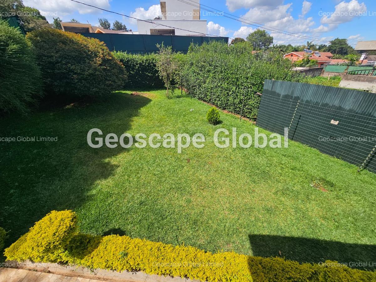 4 Bed House with En Suite in Nyari - 5