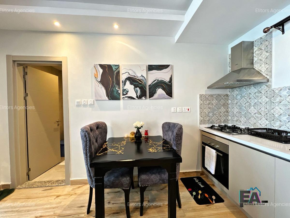 Serviced 1 Bed Apartment with En Suite at Westlands Road - 8