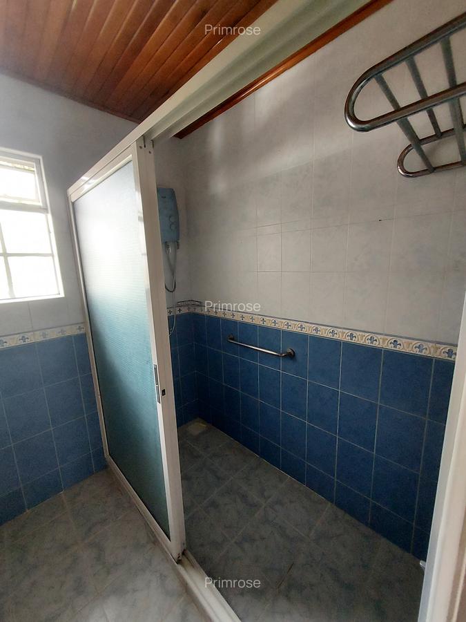 1 Bed Apartment with En Suite in Riverside - 4