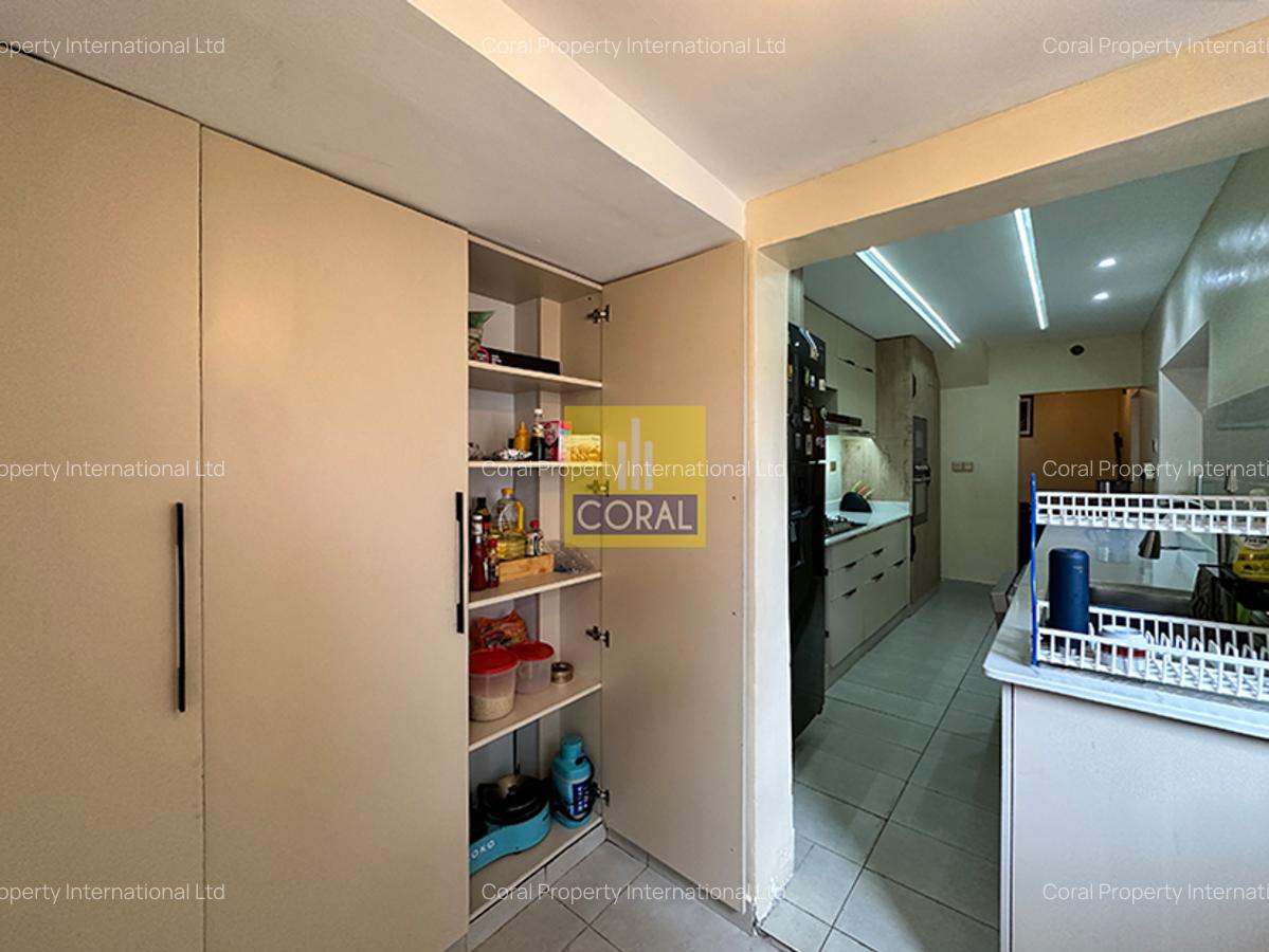 3 Bed Townhouse in Brookside - 4