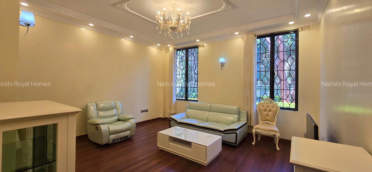 5 Bed House with En Suite at Whispers Avenue - 14