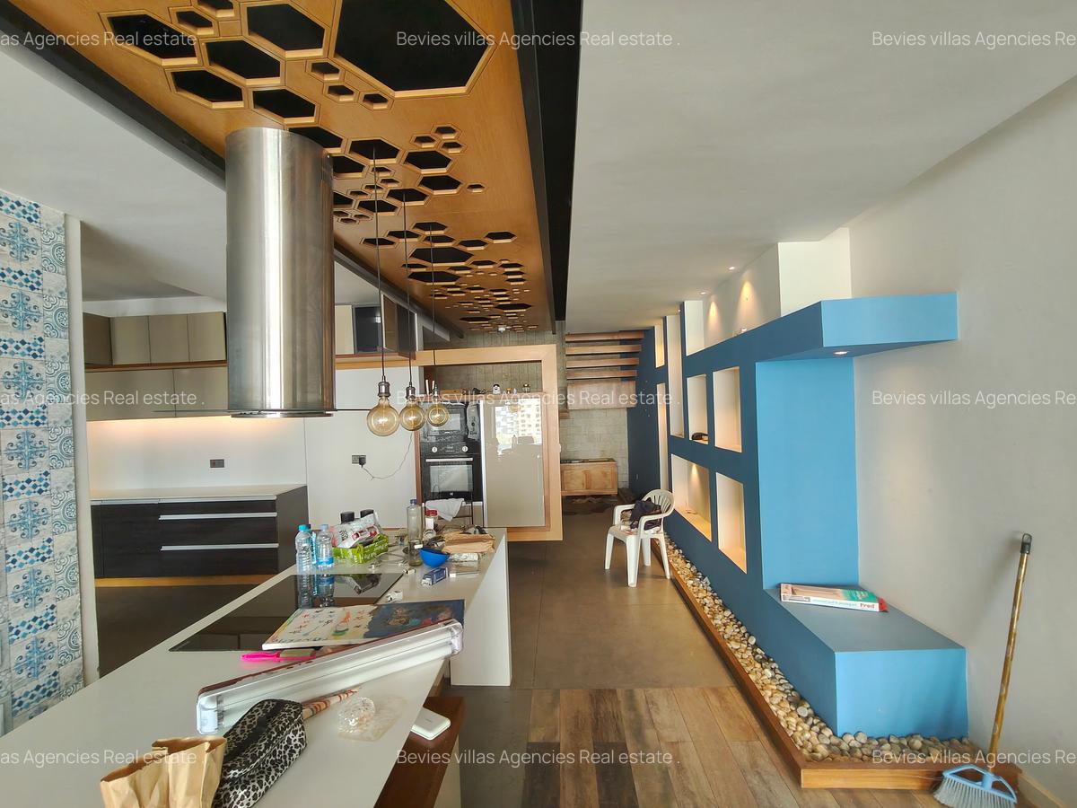 4 Bed Apartment with En Suite at Parklands - 4