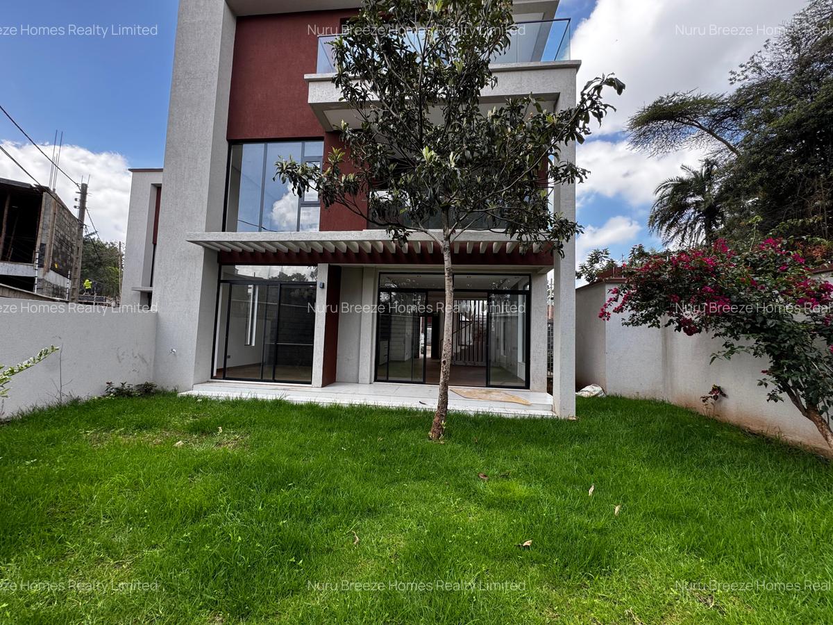 5 Bed Townhouse with En Suite in Lavington - 15