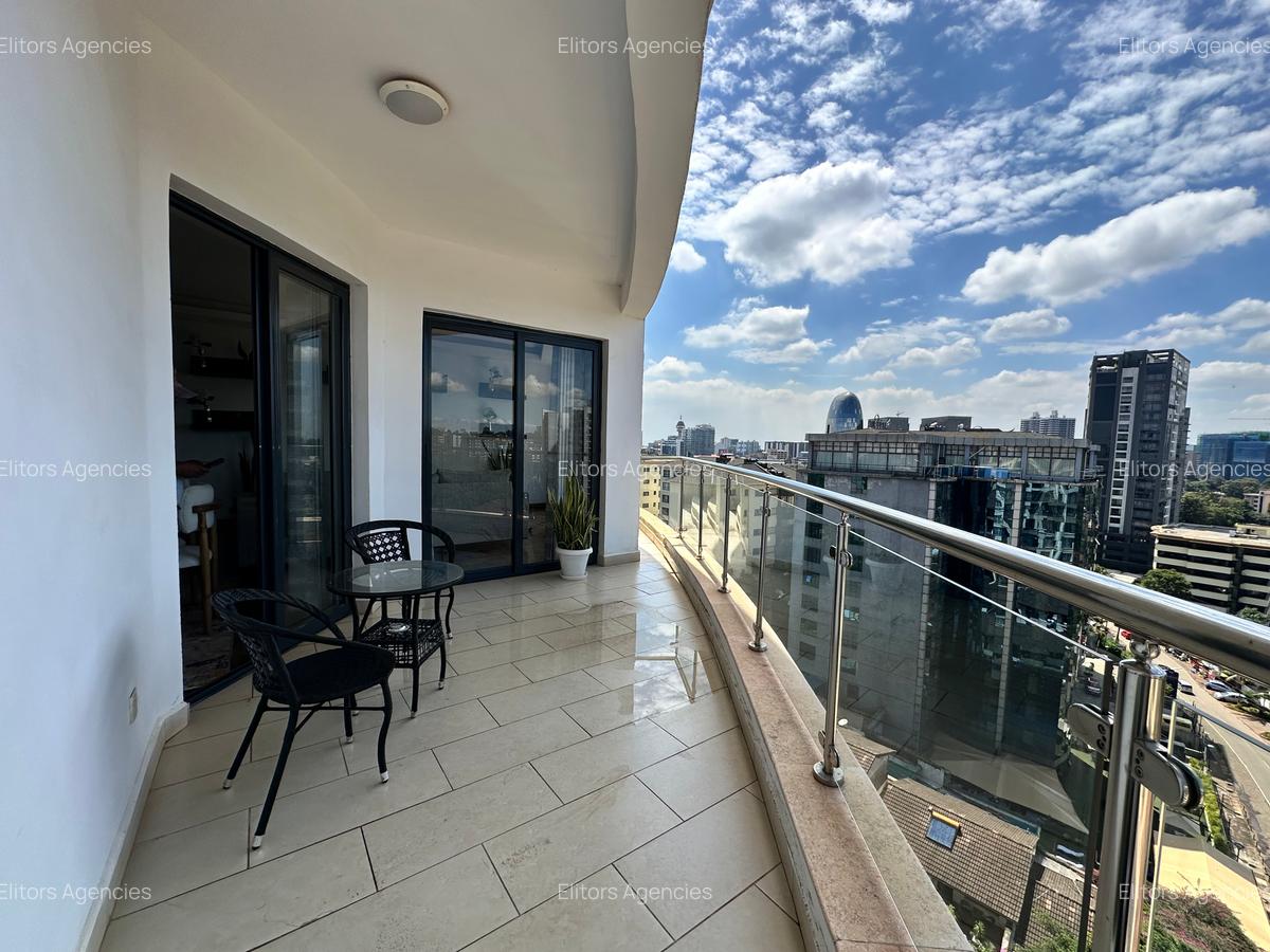 Serviced 2 Bed Apartment with En Suite at Lantana Road - 2