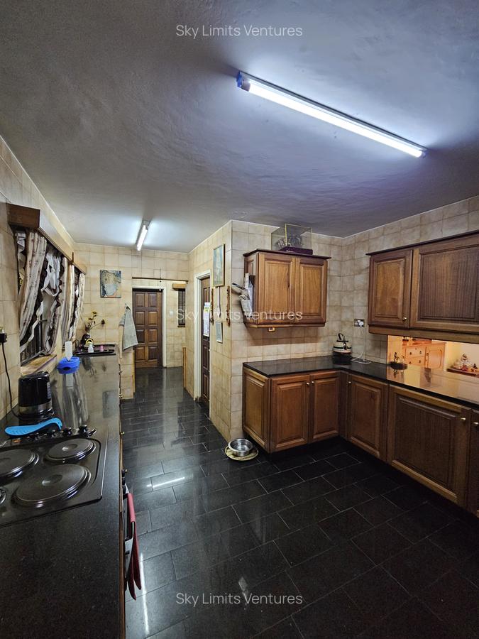 5 Bed House with Staff Quarters in Muthaiga - 8