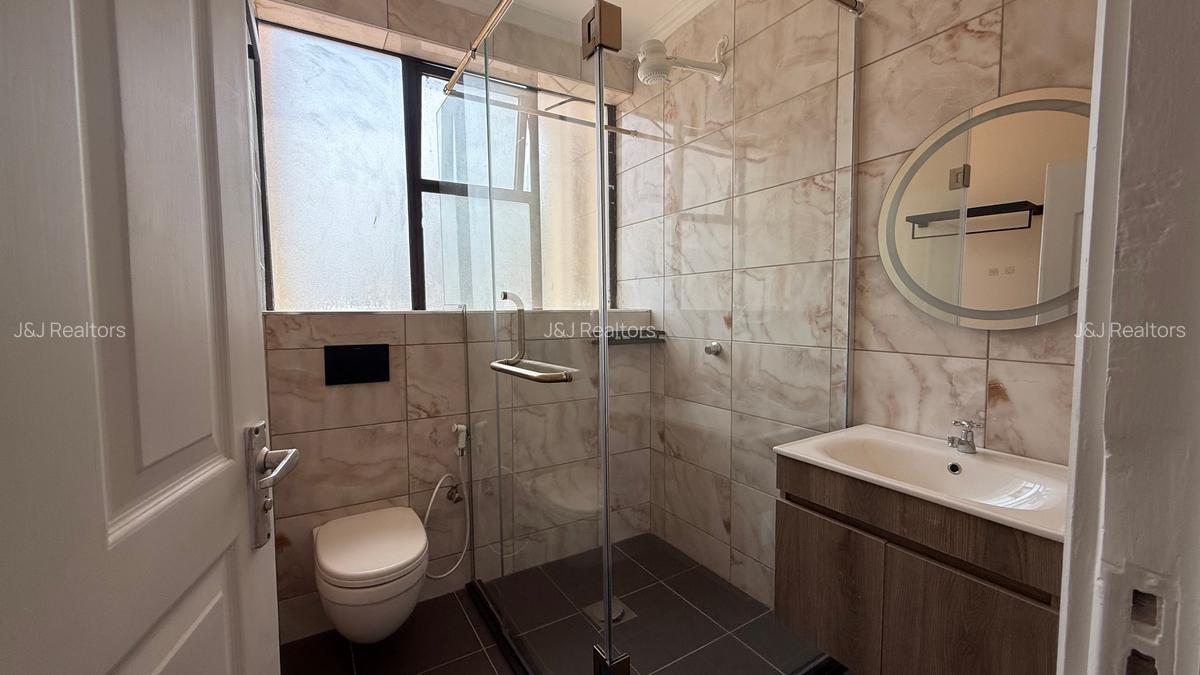 2 Bed Apartment with En Suite in Rhapta Road - 17