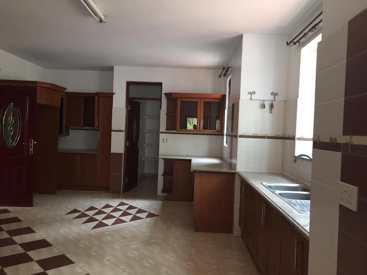 4 Bed Townhouse with En Suite in Thigiri - 4