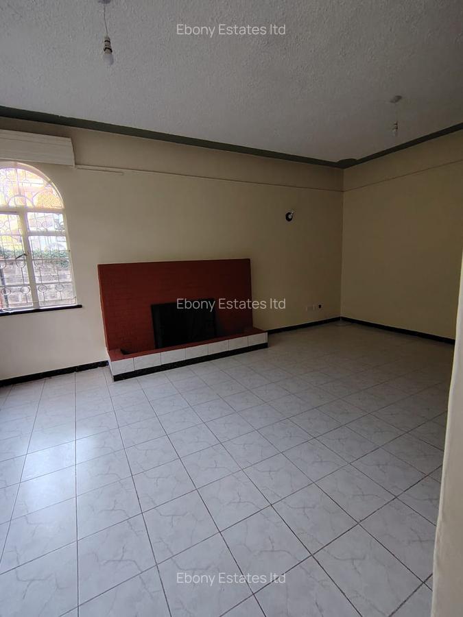 4 Bed Townhouse with En Suite in Lavington - 4