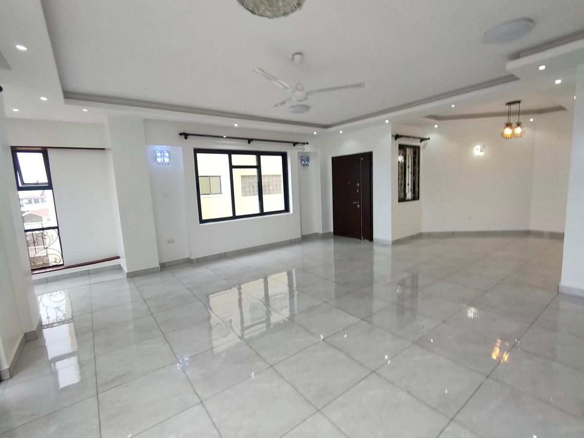 3 Bed Apartment with En Suite in Kizingo - 3