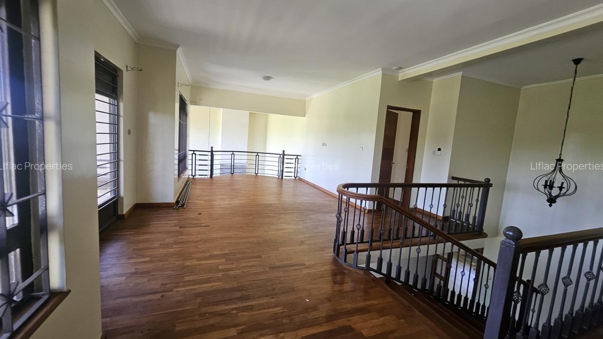 5 Bed Townhouse with En Suite in Runda - 5