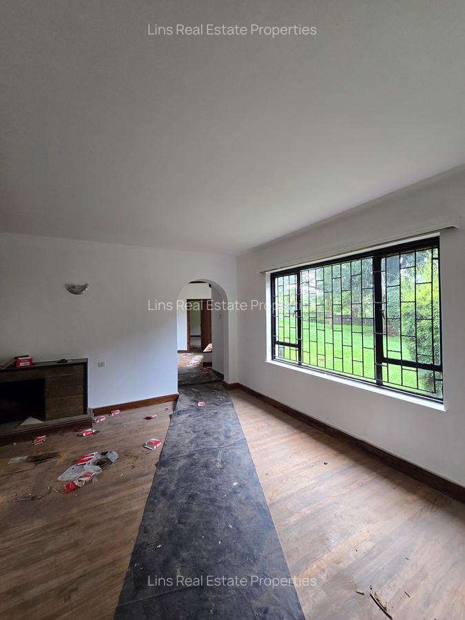 5 Bed House with En Suite in Kitisuru - 8