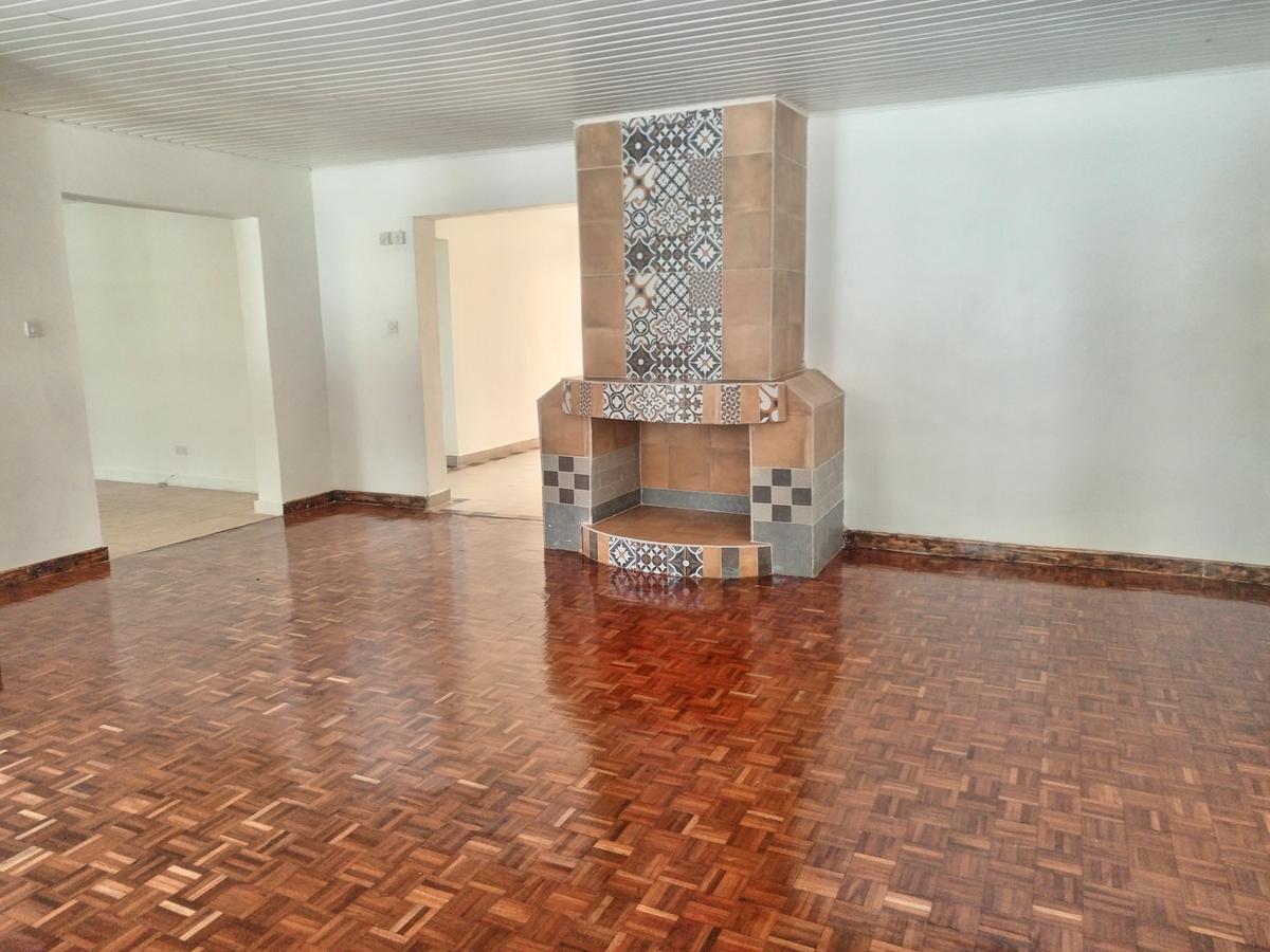 5 Bed House with En Suite at Nyari Estate - 15