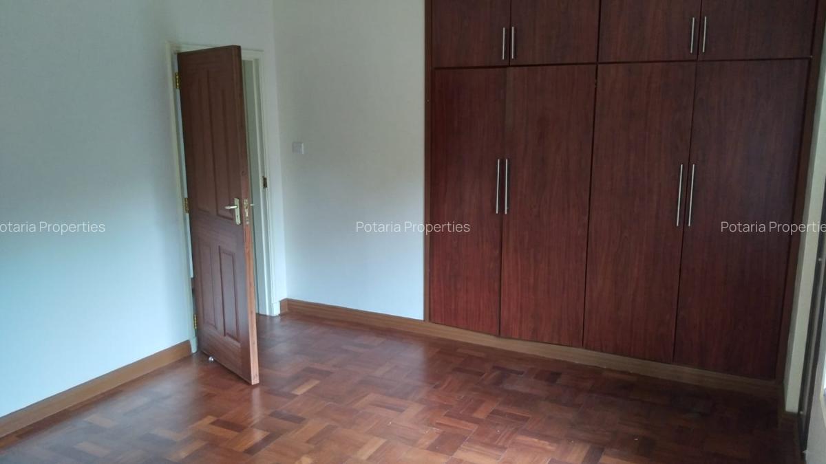 4 Bed House with En Suite in Muthaiga - 14