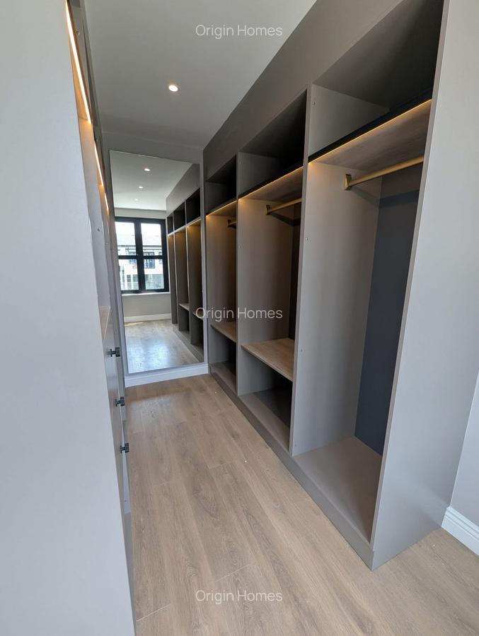 4 Bed Townhouse with En Suite at Runda - 17