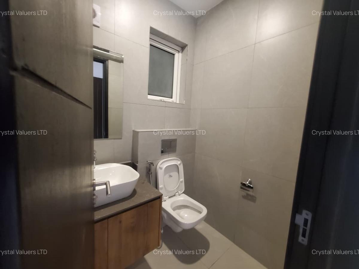 5 Bed Apartment with En Suite in General Mathenge - 15