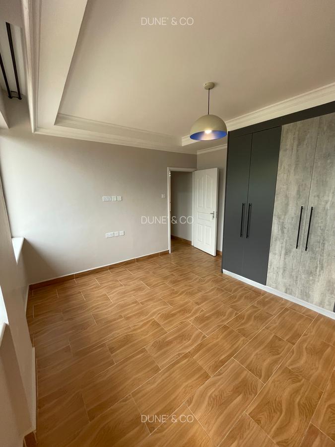 Serviced 2 Bed Apartment with En Suite in Westlands Area - 14