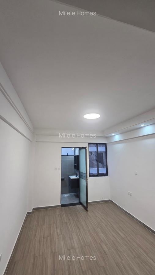 Serviced 3 Bed Apartment with En Suite at Riverside Drive - 2