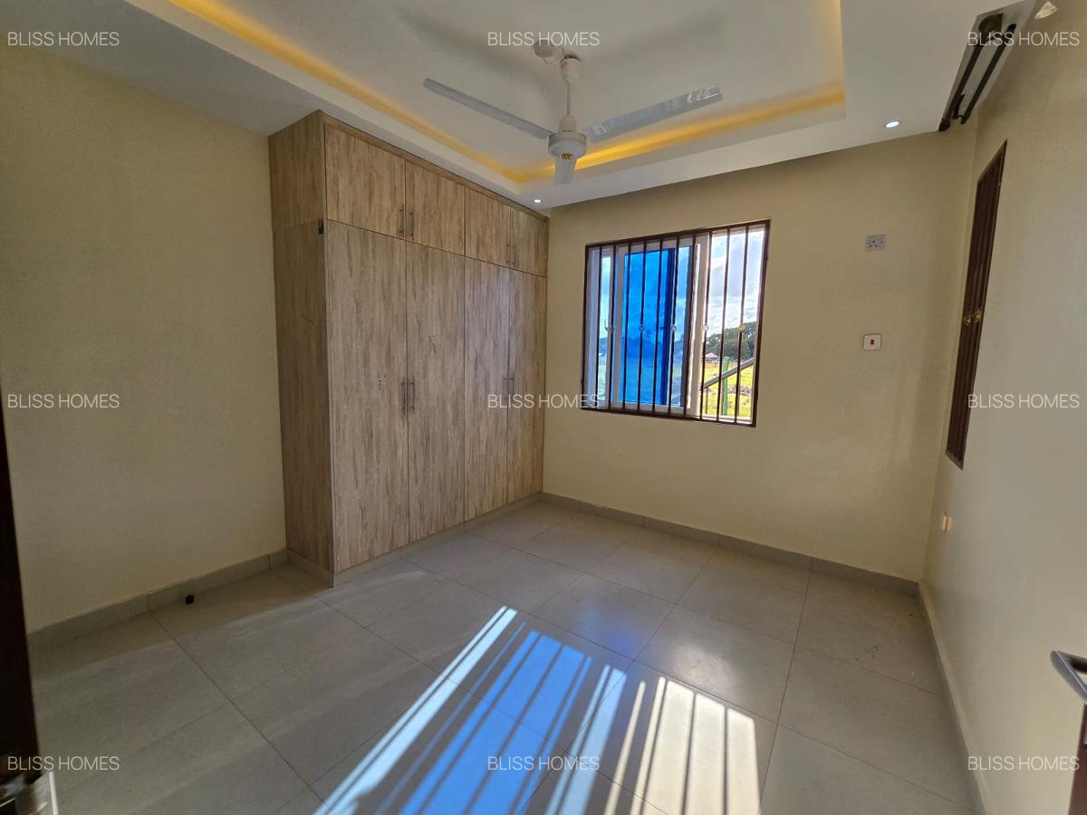 3 Bed Townhouse with En Suite at Tezo - 14