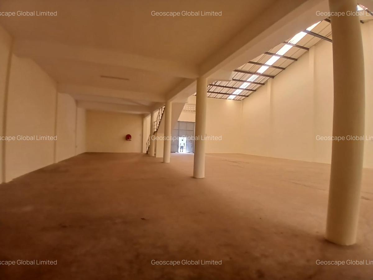 7,199 ft² Warehouse with Parking in Ruaraka - 7