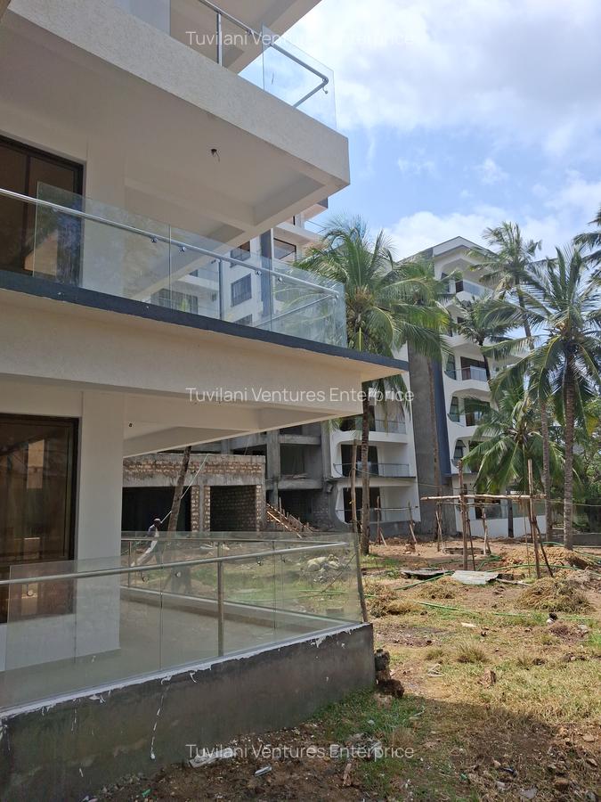 Serviced 3 Bed Apartment with En Suite at Nyali Mombasa - 10