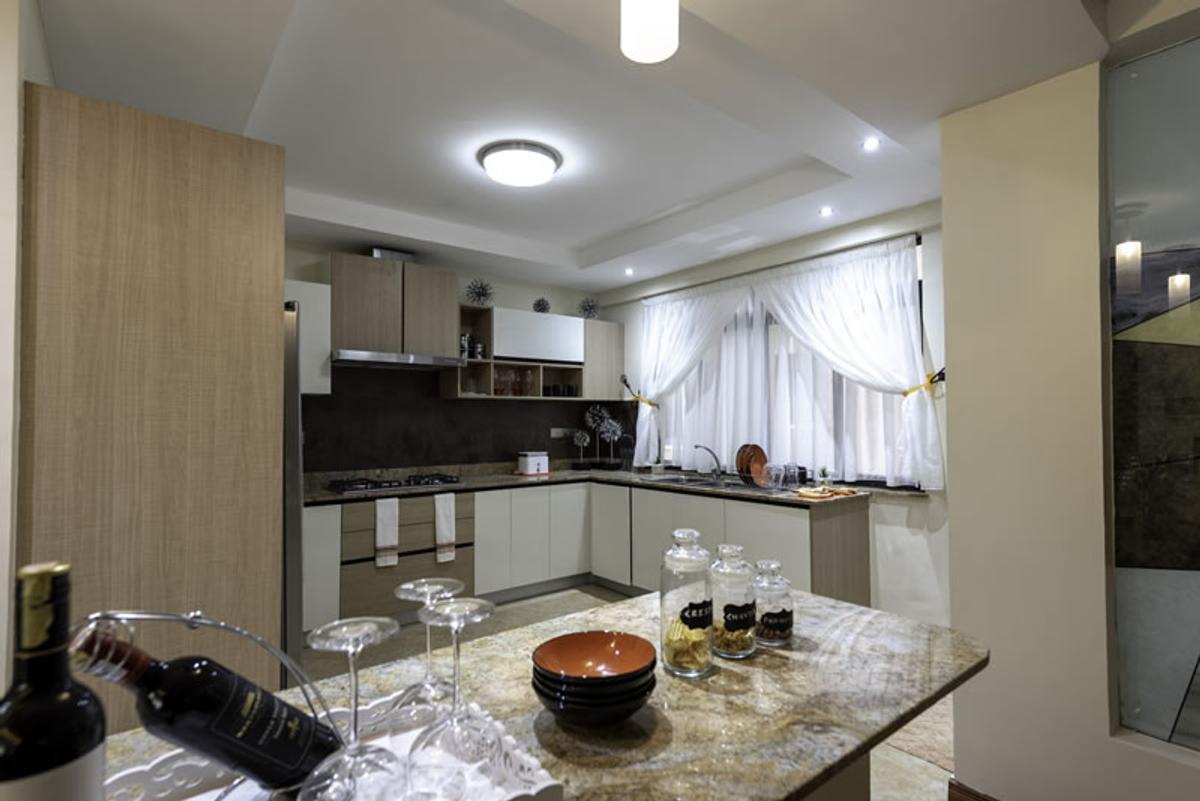 Furnished 4 Bed Apartment with En Suite in Riverside - 5