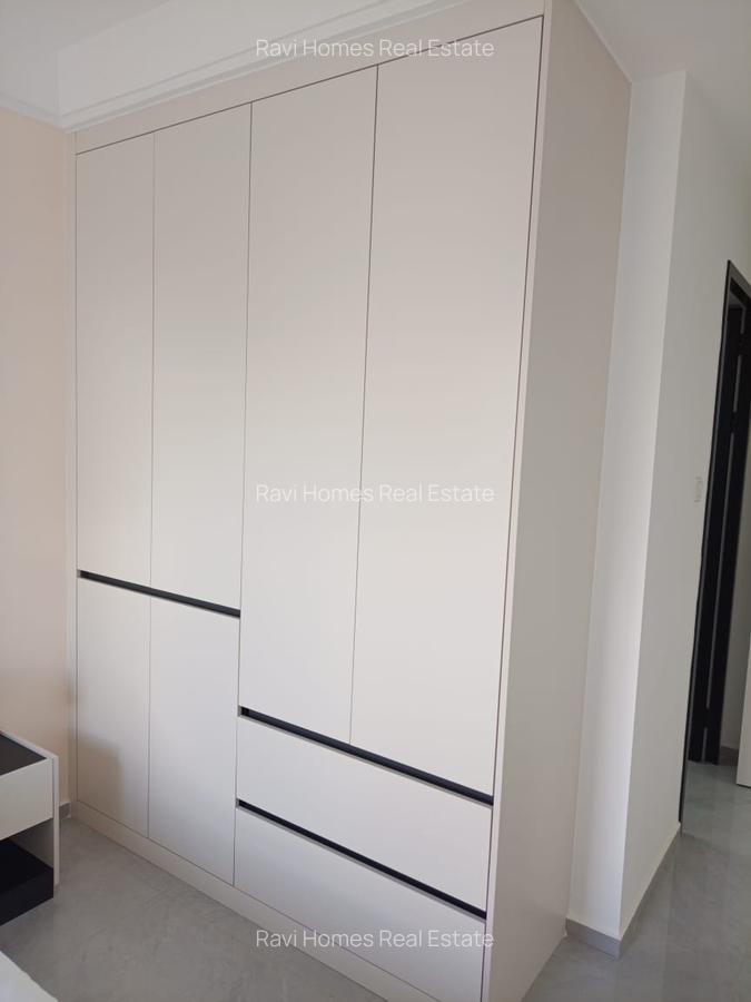 3 Bed Apartment with En Suite at Wood Avenue - 8