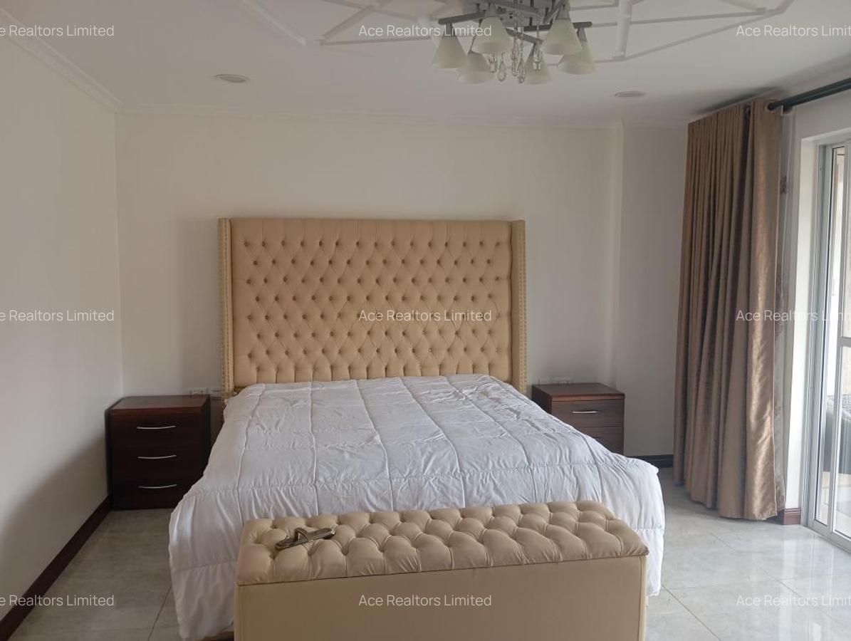 4 Bed Apartment with En Suite at Valley Arcade - 8