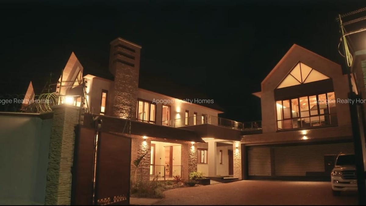 5 Bed House with En Suite at Runda - 20