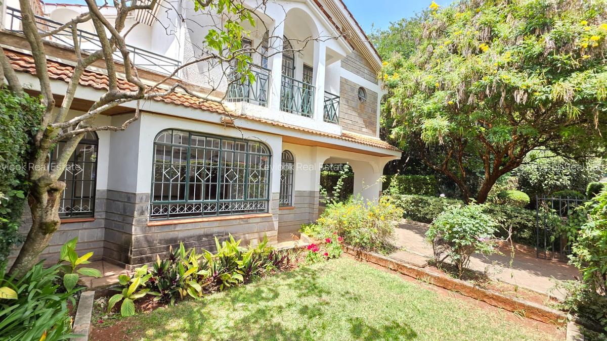 4 Bed Townhouse with En Suite at Lavington Green - 1