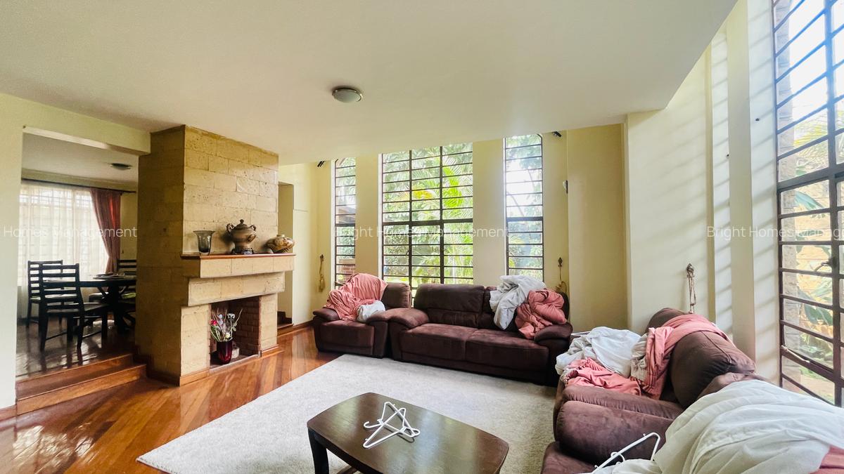 5 Bed Townhouse with En Suite in Lavington - 6