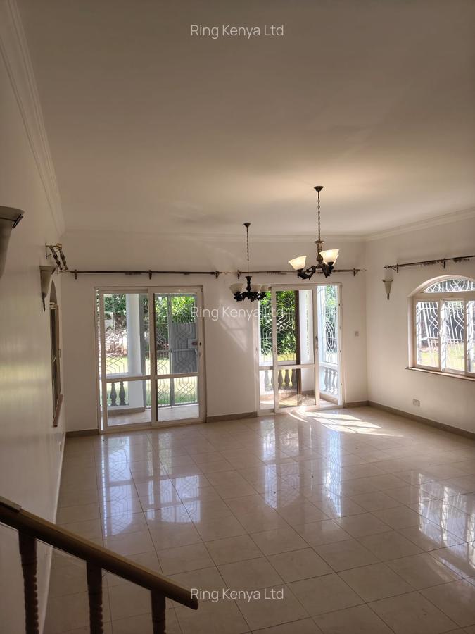 5 Bed House with Garden in Runda - 3