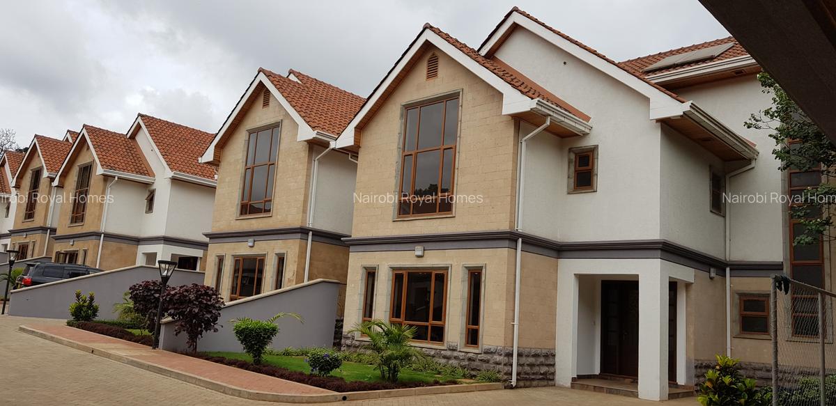5 Bed Townhouse with En Suite at Lifestyle Townhouse - 2