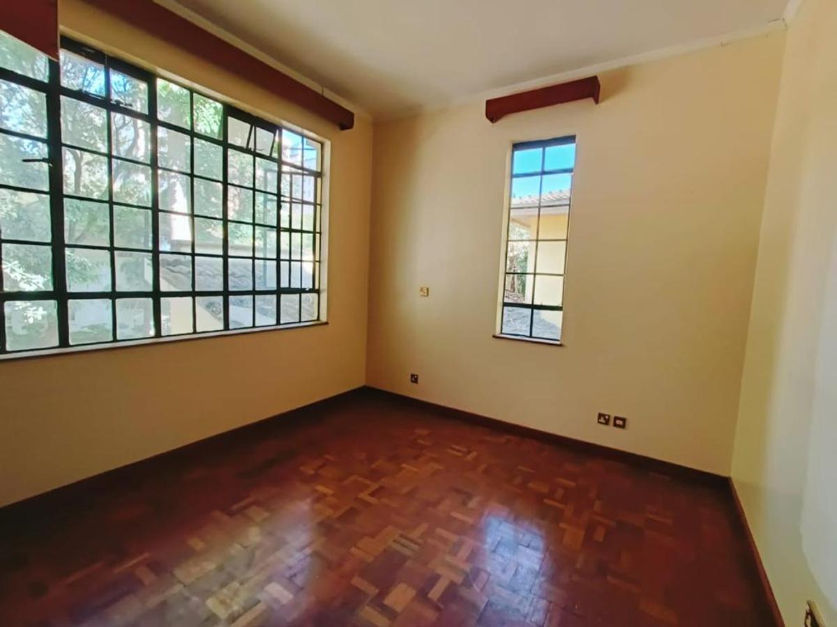 4 Bed House with En Suite in Kileleshwa - 19