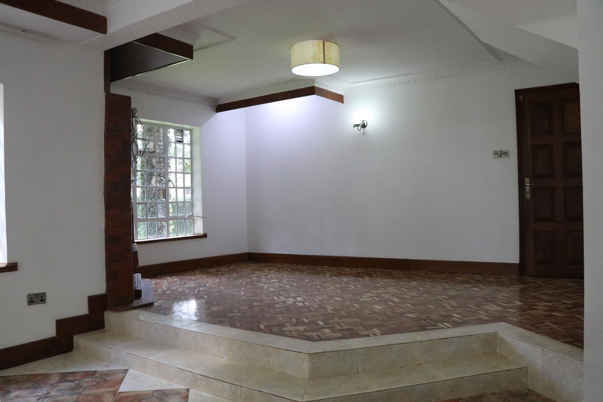 5 Bed House with En Suite in Runda - 5