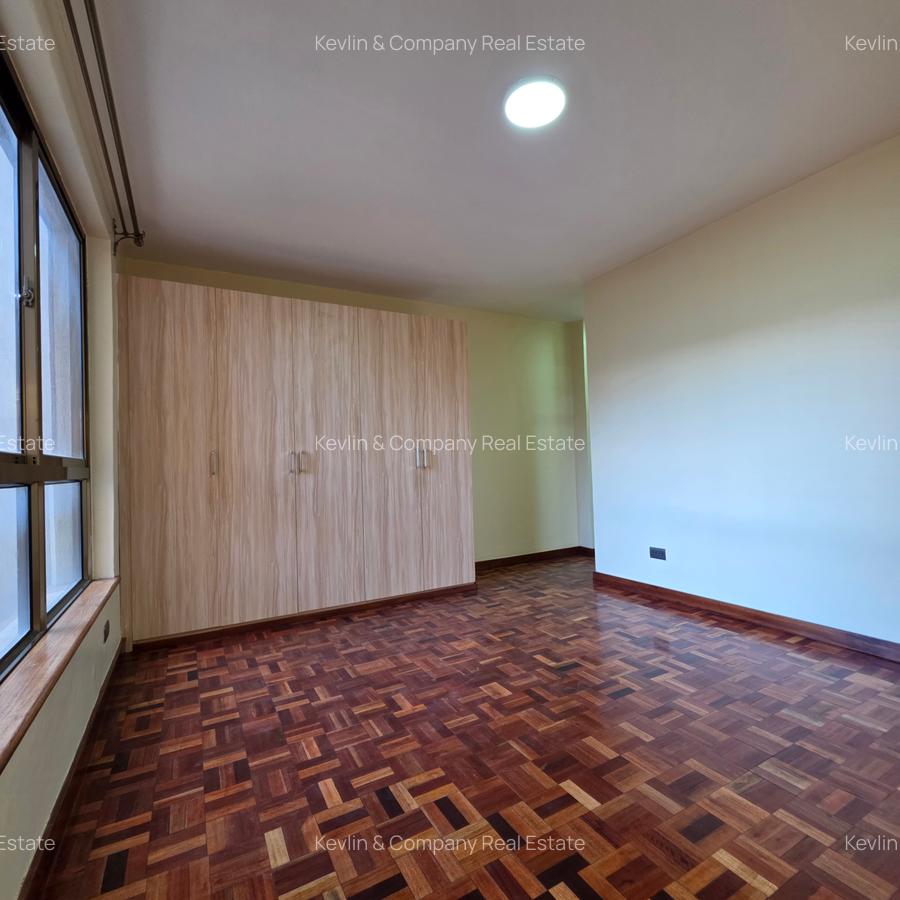 3 Bed Apartment with En Suite in Kileleshwa - 15