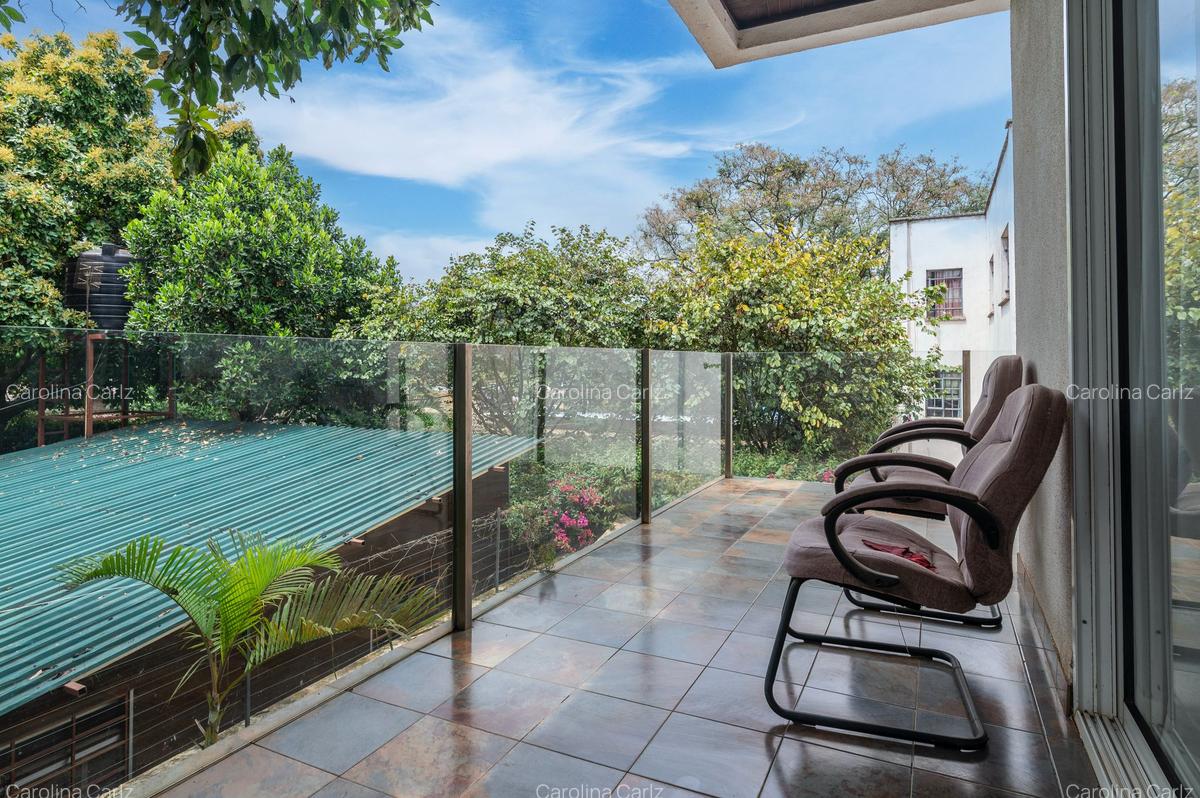 5 Bed Villa with En Suite at Peponi Road - 10