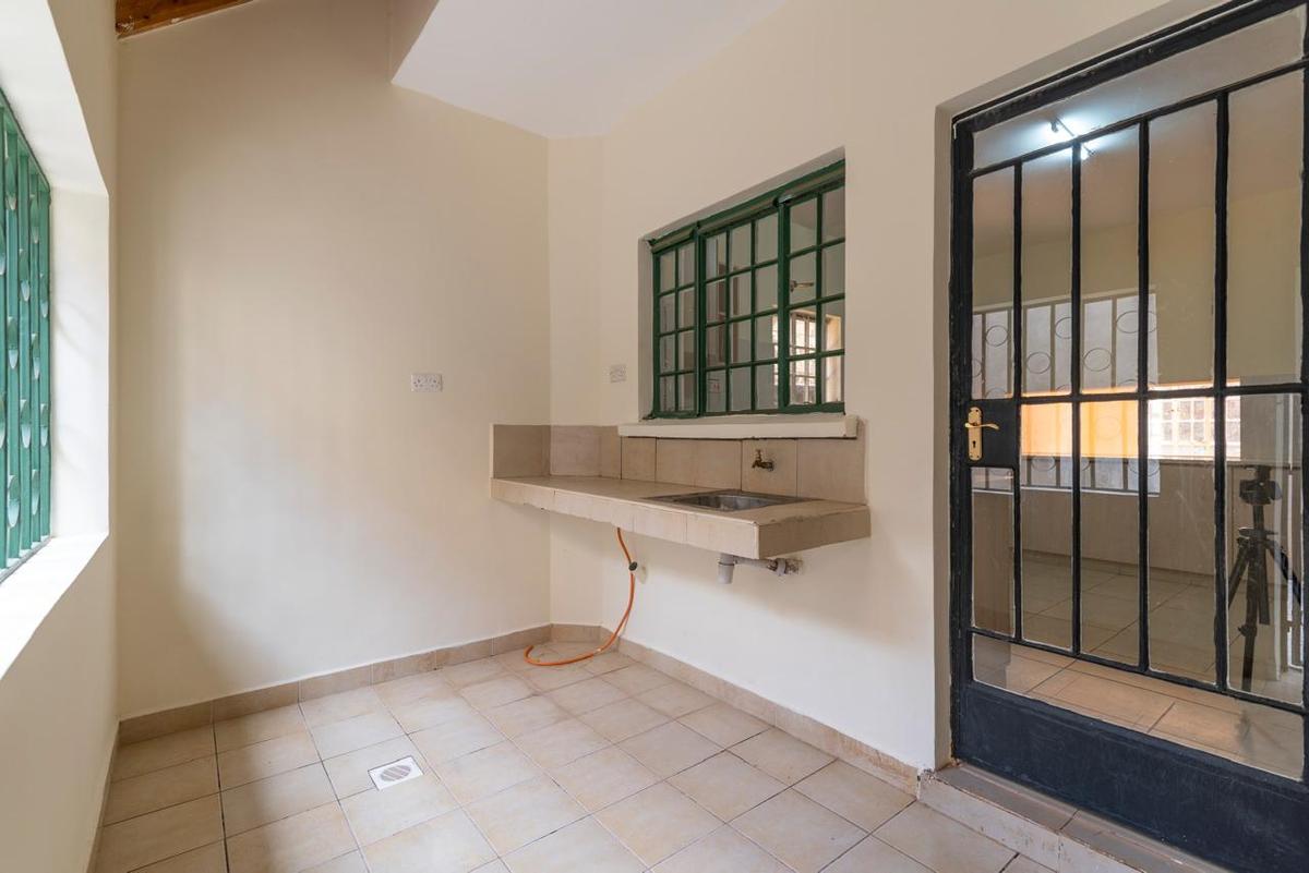 5 Bed Townhouse with En Suite in Kileleshwa - 18