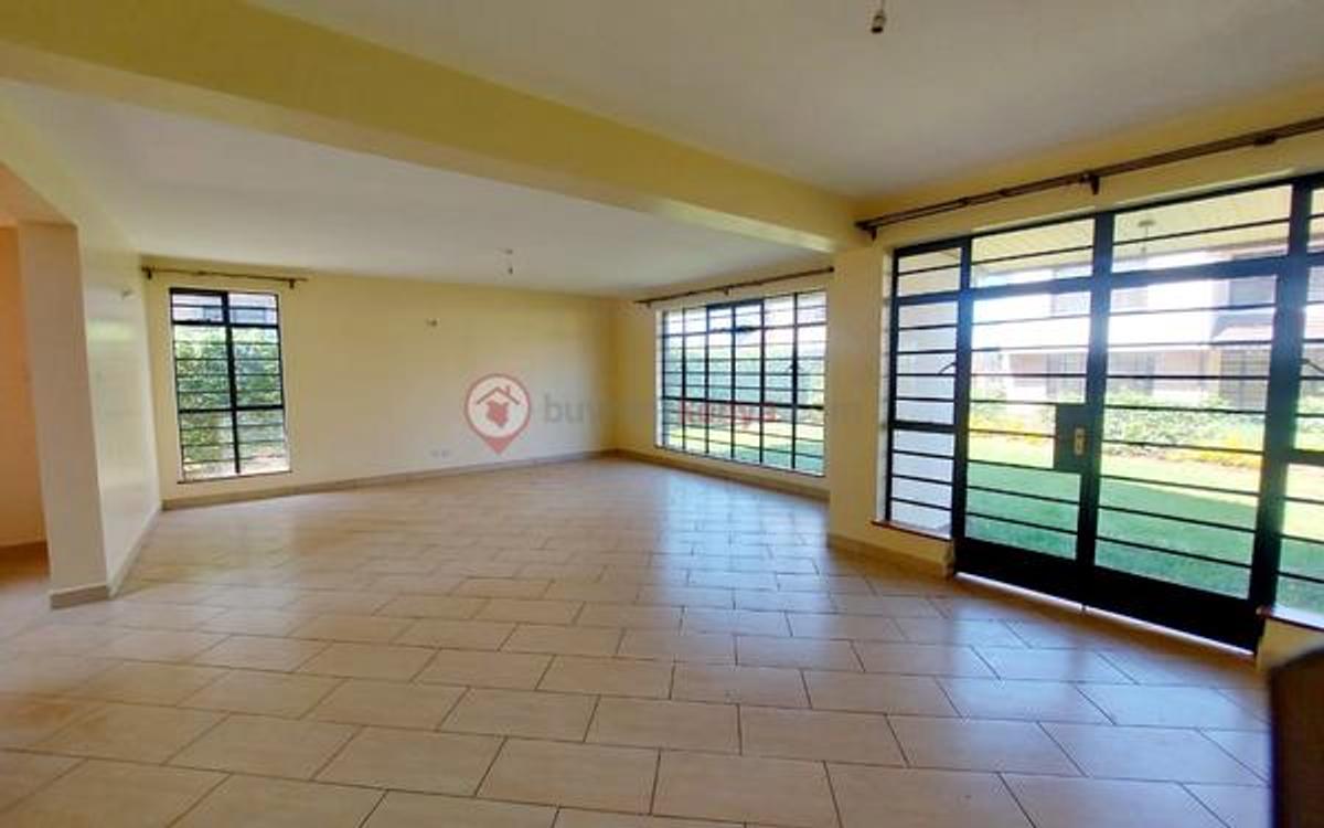 5 Bed Townhouse with En Suite at Kiambu - 13