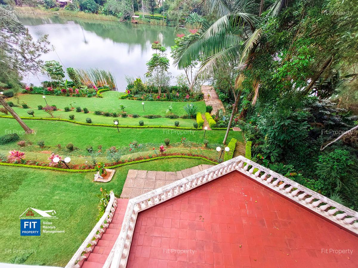 5 Bed House with En Suite at Nairobi - 19