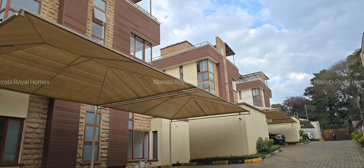 6 Bed Townhouse with En Suite at Chalbi Drive - 5