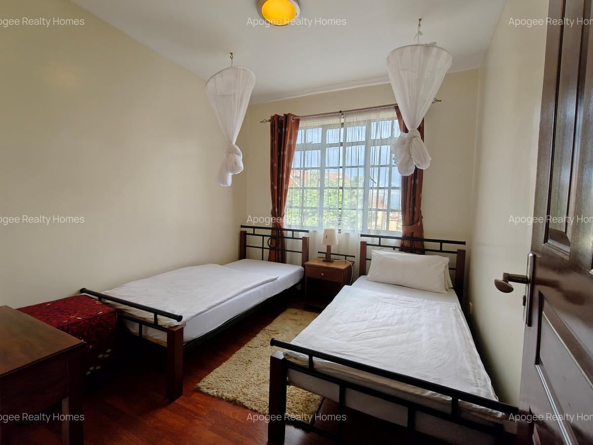 Serviced 3 Bed Apartment with En Suite at Fourways Junction Estate - 11