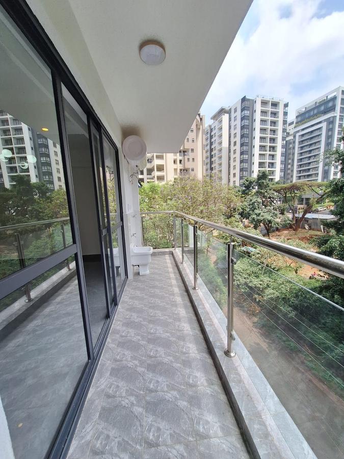 2 Bed Apartment with En Suite at Riverside Drive - 6