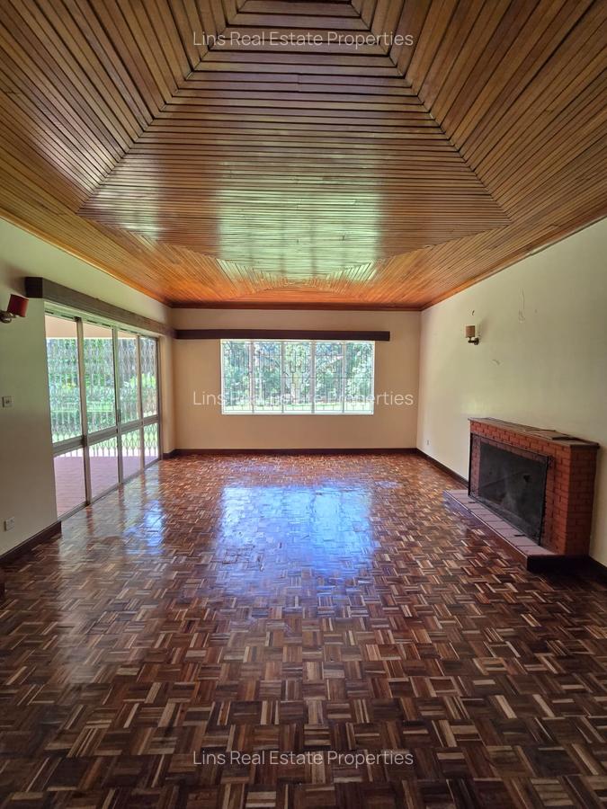 4 Bed House with En Suite in Runda - 16