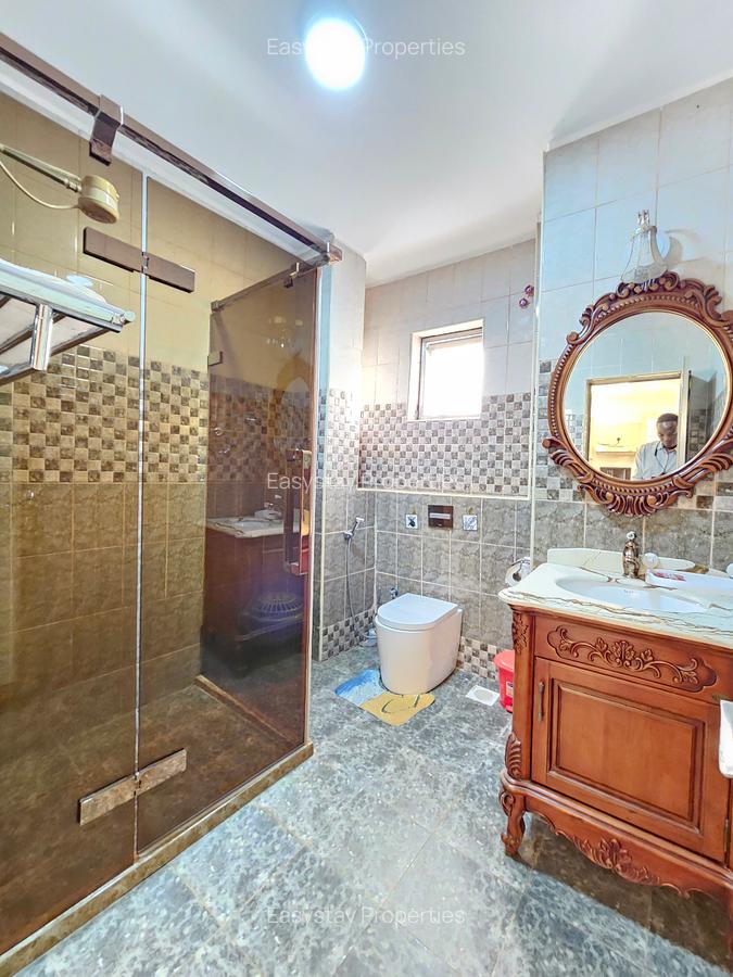 Furnished 2 Bed Apartment with En Suite in Nyari - 5