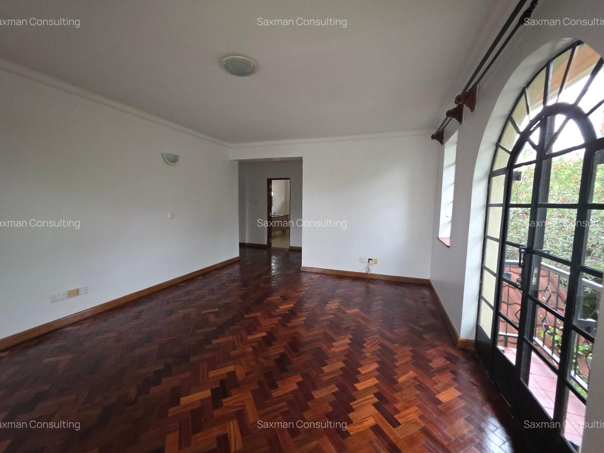 4 Bed House with En Suite in Kitisuru - 8