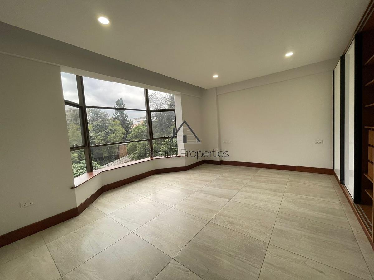 3 Bed Apartment with En Suite in Westlands Area - 7