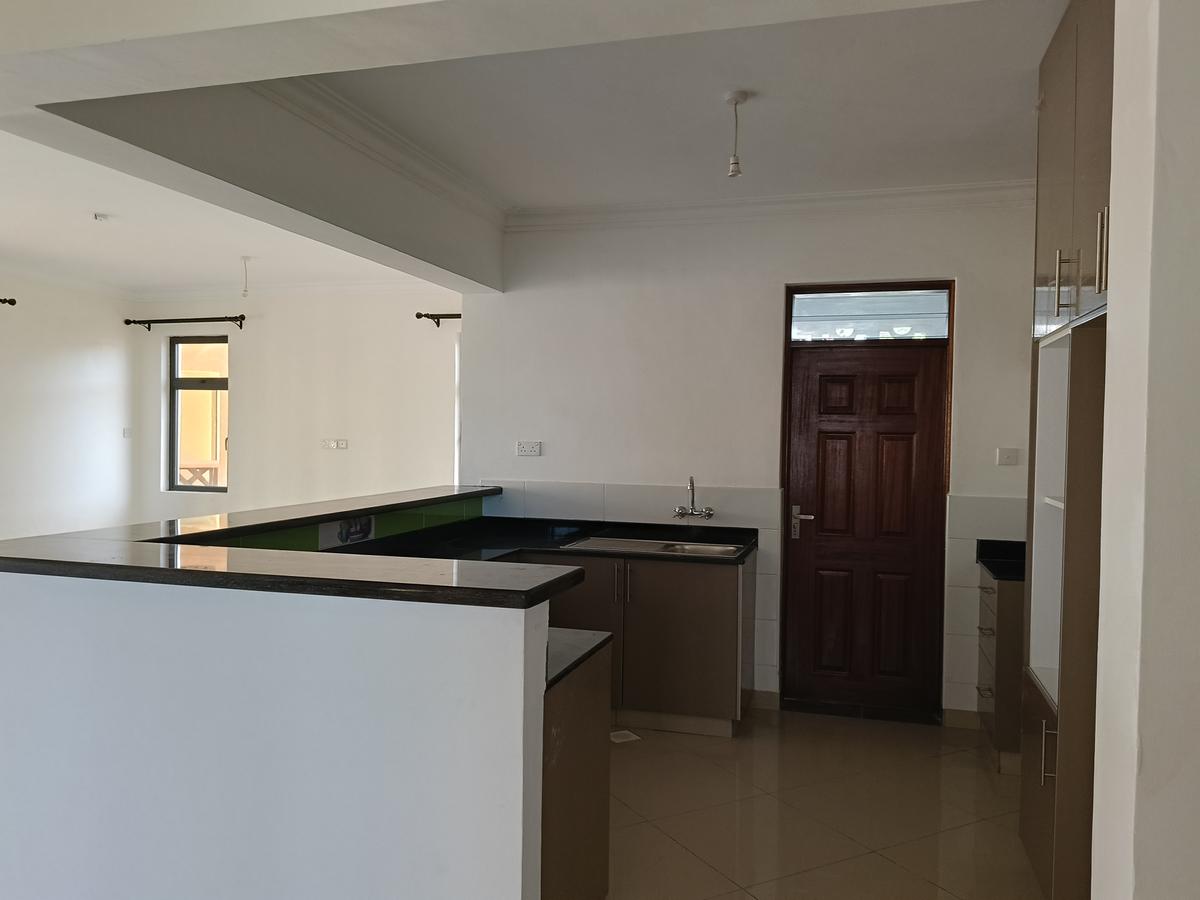 Serviced 4 Bed Apartment with Backup Generator at Links Road - 2