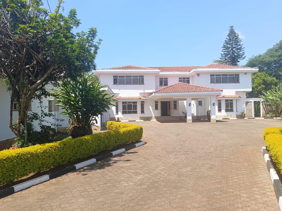 5 Bed House with En Suite at Runda - 3