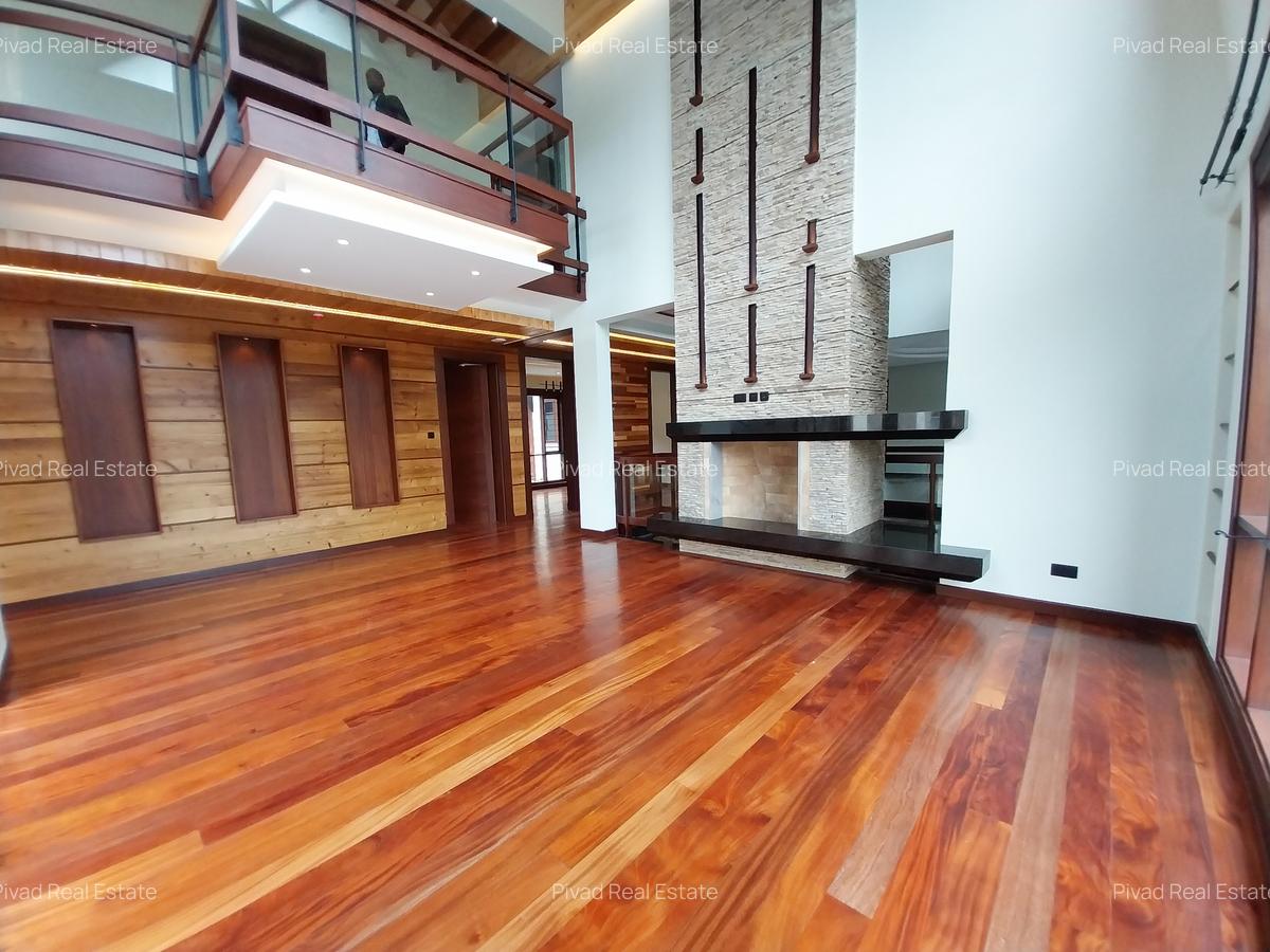 4 Bed House with En Suite in Runda - 3